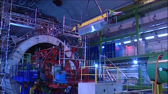 Préparatifs pour l'insertion d'un Supermodule dans le calorimètre ...