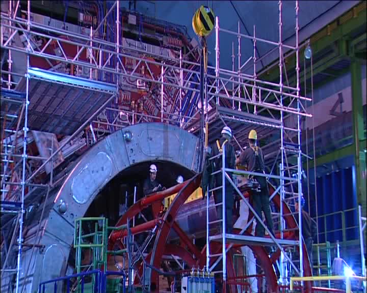 Préparatifs pour l'insertion d'un Supermodule dans le calorimètre ...